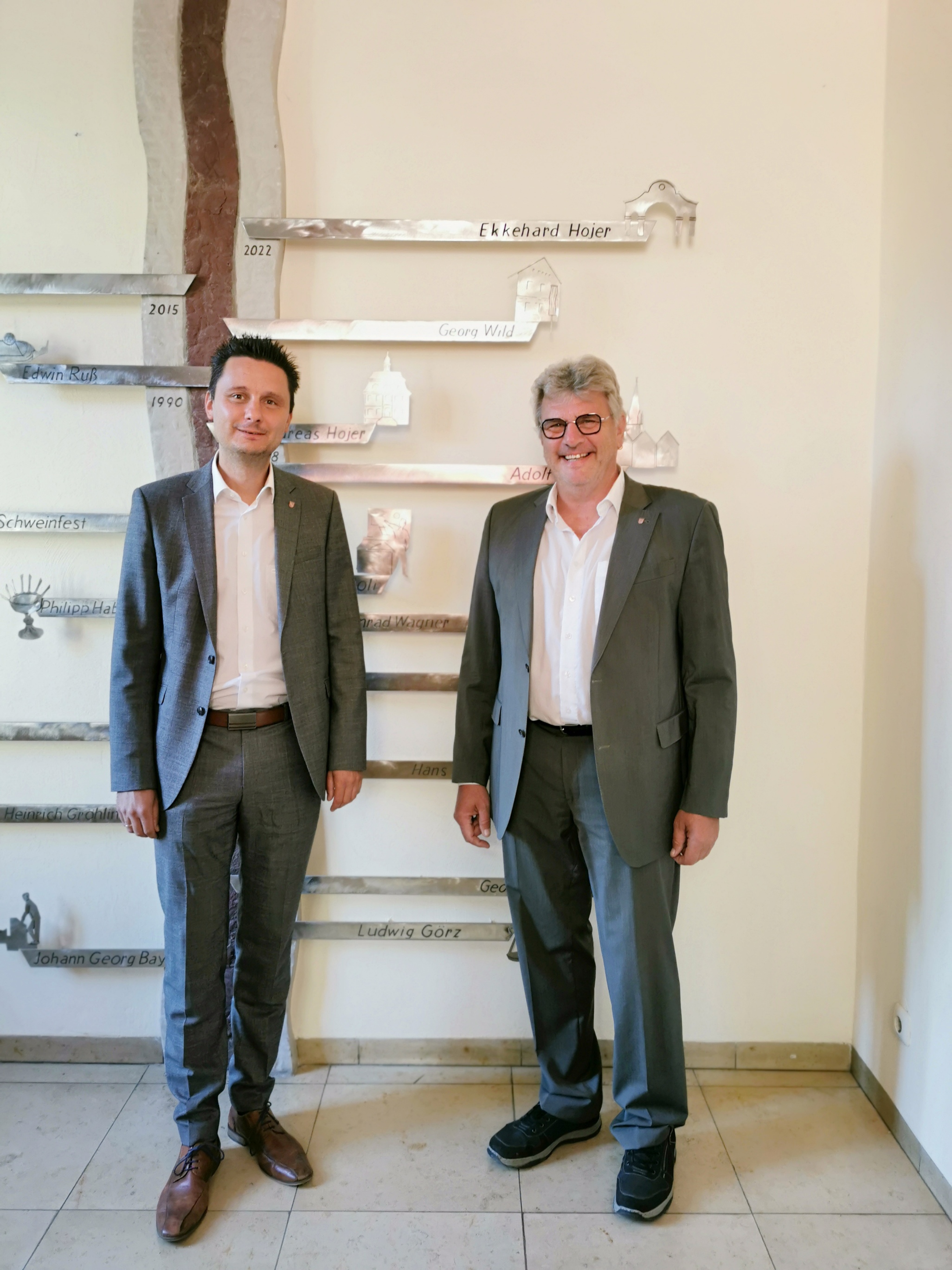 Altbürgermeister und Ehrenbürger Ekkehard Hojer - Feierliche Enthüllung des Ehrenbürgermals